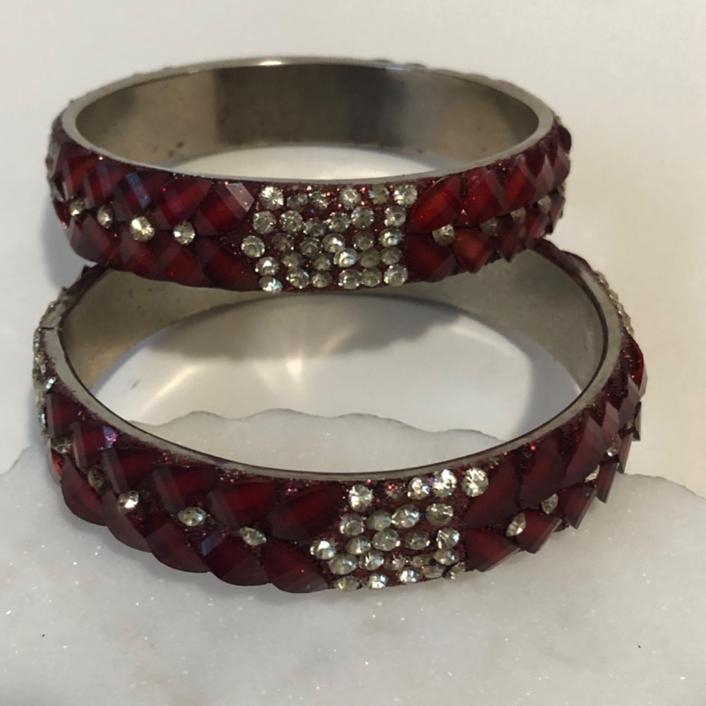 India Statement Necklace And Two Stackable Bangles - image 4